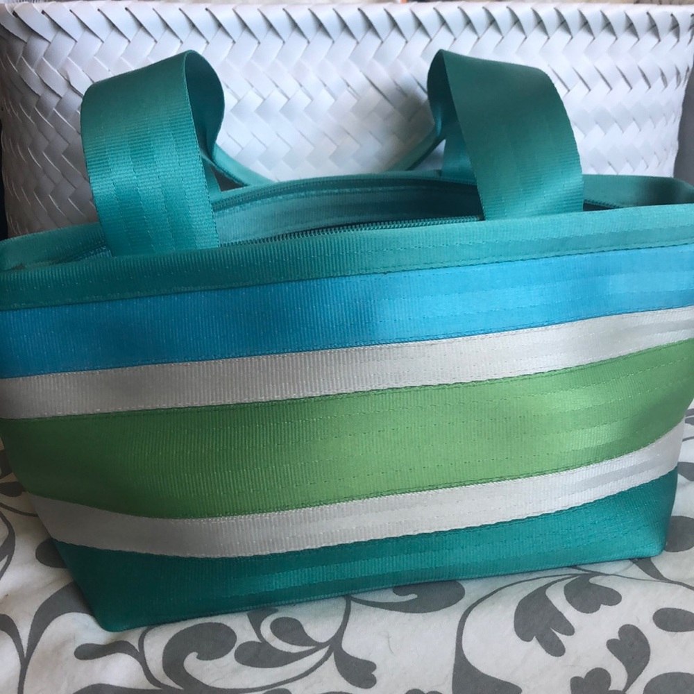 Harvey’s Seatbelt Sea Sprite tote